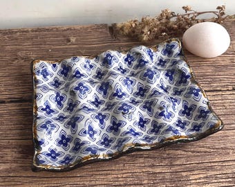 Decorative blue egg holder ,ceramic egg tray,12 grid tray eggs ,rustic pottery,egg holder countertop,new  home gift,cottage home decor
