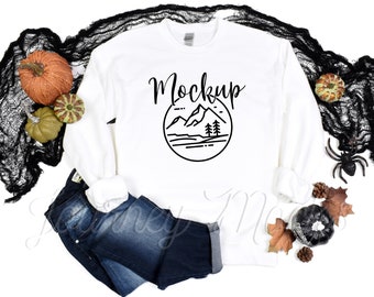 Gildan 18000 Maqueta de Halloween Blanco / Maqueta Gildan 18000 / Maqueta de Otoño 18000 / Sudadera de Halloween Flat Lay / Suéter de cuello redondo Gildan