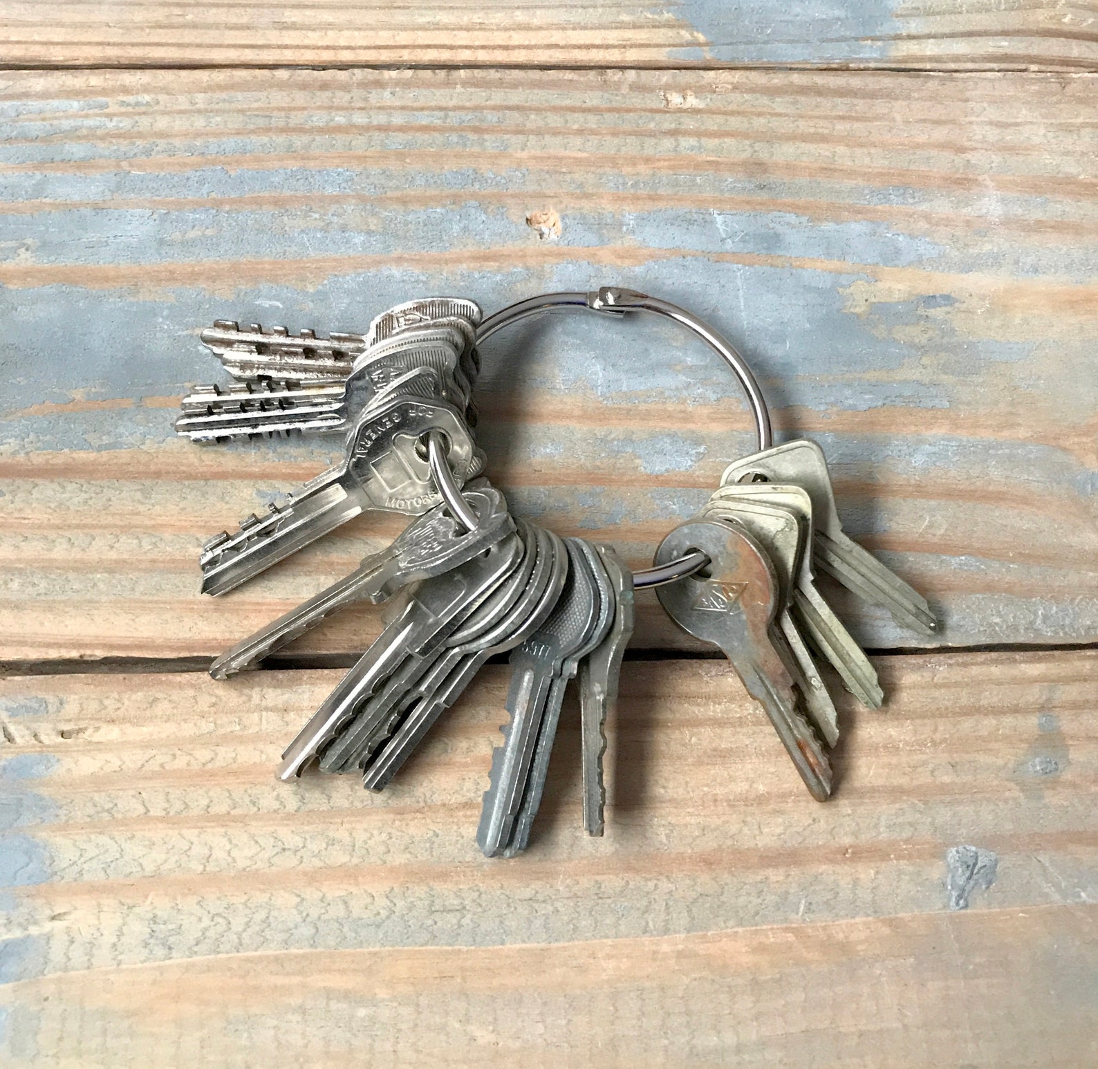 Large Assortment of Vintage Metal Keys Key Lot Key Etsy