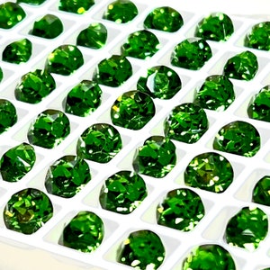 Fern Green Loose Rhinestones, Aurora, Foiled, 39ss, ss39, 8mm, Round Chaton, 1088