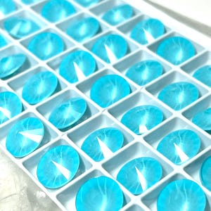 12mm Rivoli Summer Blue Crystals (4), Aurora, Lacquer Back, Round