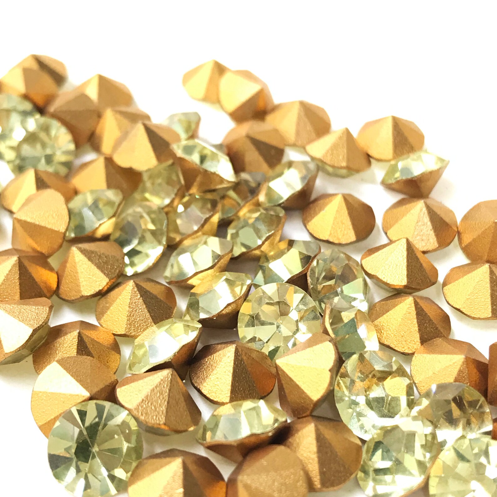 Jonquil Swarovski Crystal Chaton Stone Déjoué 39ss ss39 Etsy