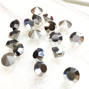 8mm Labrador Preciosa Crystal Chaton Stone, Foiled, 39ss, ss39, Round, 1088