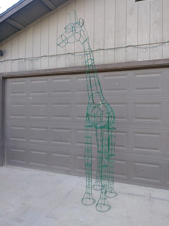 Giraffe Topiary Form 8 Foot 6 Inch Tall Etsy