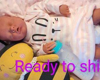 Lista para enviar: la princesa Sarah es nuestra hermosa bebé de 17 pulgadas 100% silicona.