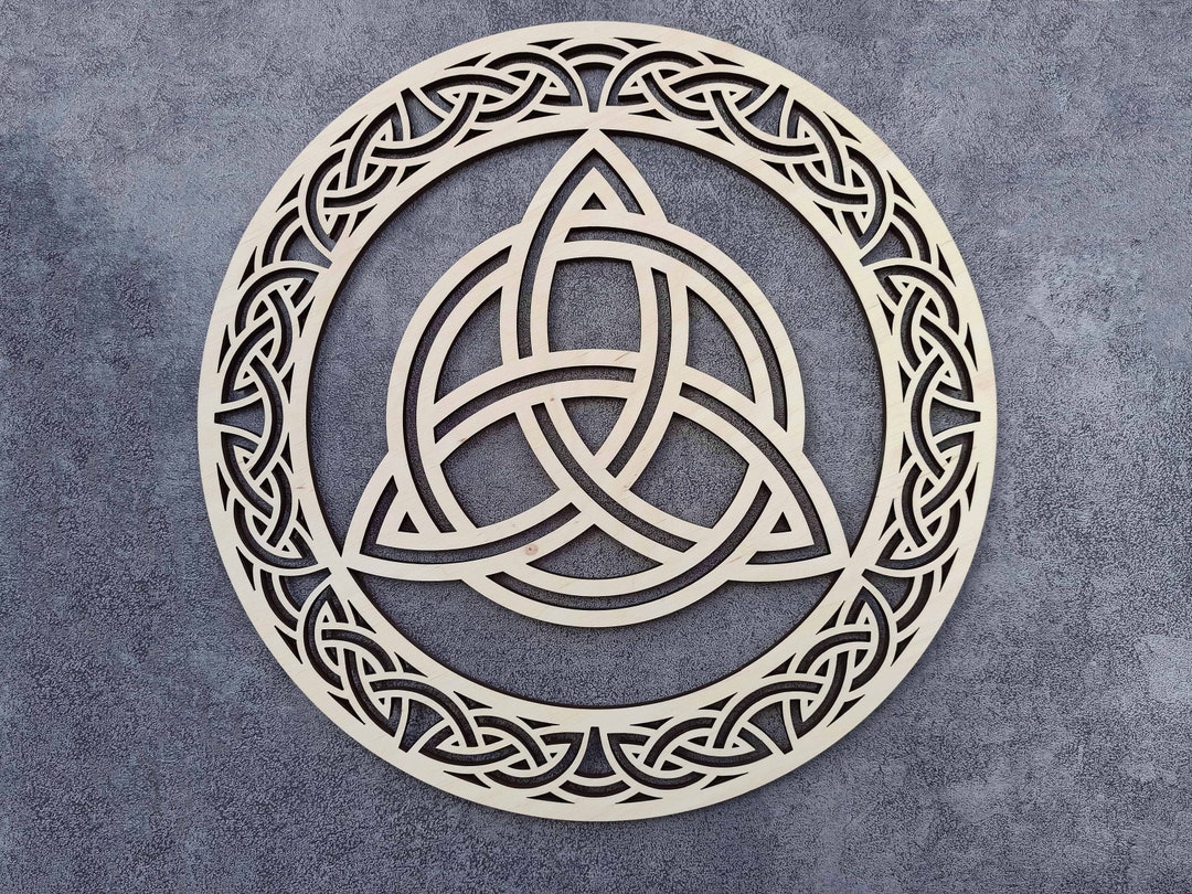 Celtic Knot Wall Art Trinity Knot Wood Wall Decor Irish Wall Etsy
