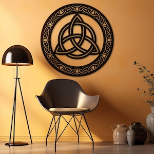 Celtic knot wall art, Trinity knot wood wall decor, Irish wall hanging, Celtic symbols wood art, Triquetra wall decor, Round celtic ornament