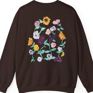 Floral Design Unisex Heavy Blend Sweatshirt
