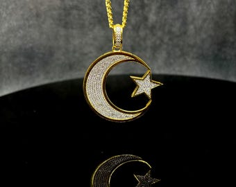 Pendant - Hip Hop iced. 18k Gold Plated Silver. Moon Star pendant. Cubic zirconia.