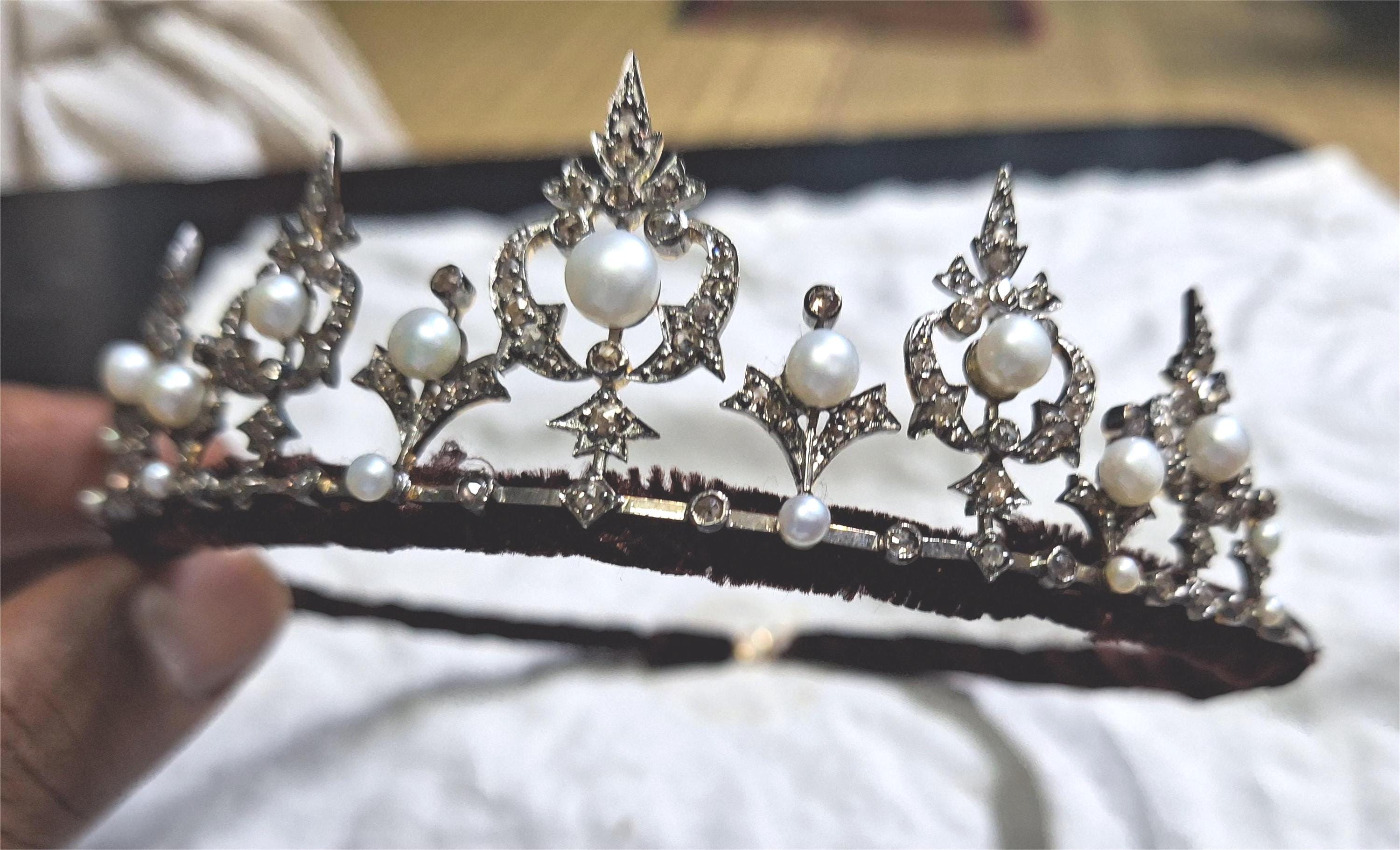 Tiara - 12ct Natural Diamond 15ct Pearl 925 Sterling Silver Tiara