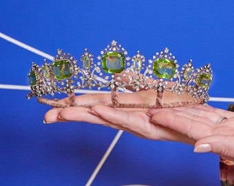 Tiara/Necklace - 120ct Peridot 10ct Diamond 925 Sterling Silver Tiara/ Necklace