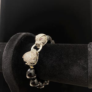 Panther bead bracelet jewelry.