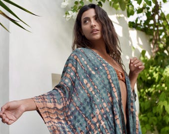Hand-dyed Green Tie Dye Kimono Robe, Green Swim Cover-up, Loose Fit Lounge Robe, Green Kaftan Dress, Beach Kimono