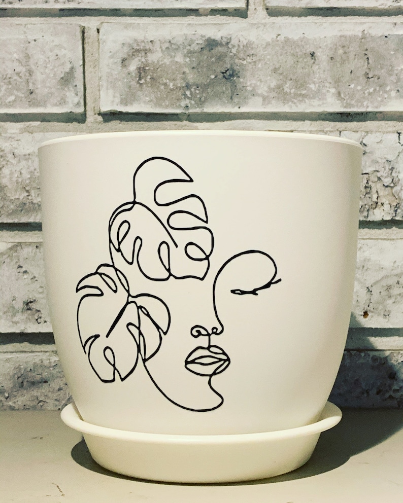 Lady Deliciosa pot image 1