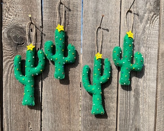 Handmade Saguaro Cactus Ornament/Beaded Saguaro Cactus/Christmas Ornament/Christmas Gift/Beaded Cactus Ornament/Hostess Gift/Thank You Gift