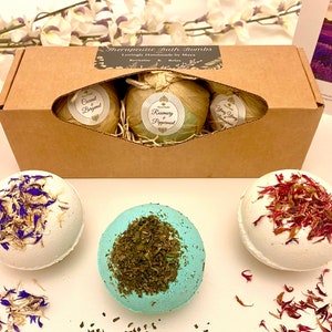 Luxury Organic Floral Bath Bombs, Handmade, Gift Set, Natural Essential Oils, Enriched with Organic Coconut Oils, Cocoa, Gift for Loved One image 3