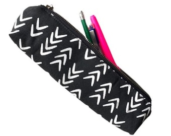 Black and White Pencil Case, Pencil Pouch, Pencil Bag, Pen Case, Pencil Cases, Artist Pencil Case, Kids Pencil Case, Knitting Needle Storage