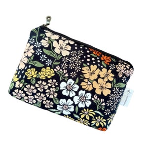 Cottagecore Small Zipper Pouch, Pouch with Zipper, Small Makeup Bag, Zipper Bag, Zippered Pouch, Floral Makeup Bag, Zipper Pouch, Pouch Bag