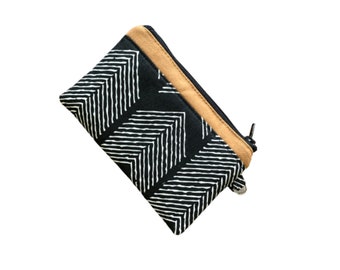Womens Coin Purse, Minimalist Small Coin purse, Feather Keychain Coin Pouch, Small Change Purse, Mini coin purse, Coin Pouch, Coin Purse