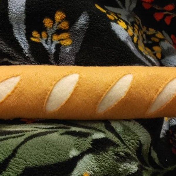 Felt baguette cat toy