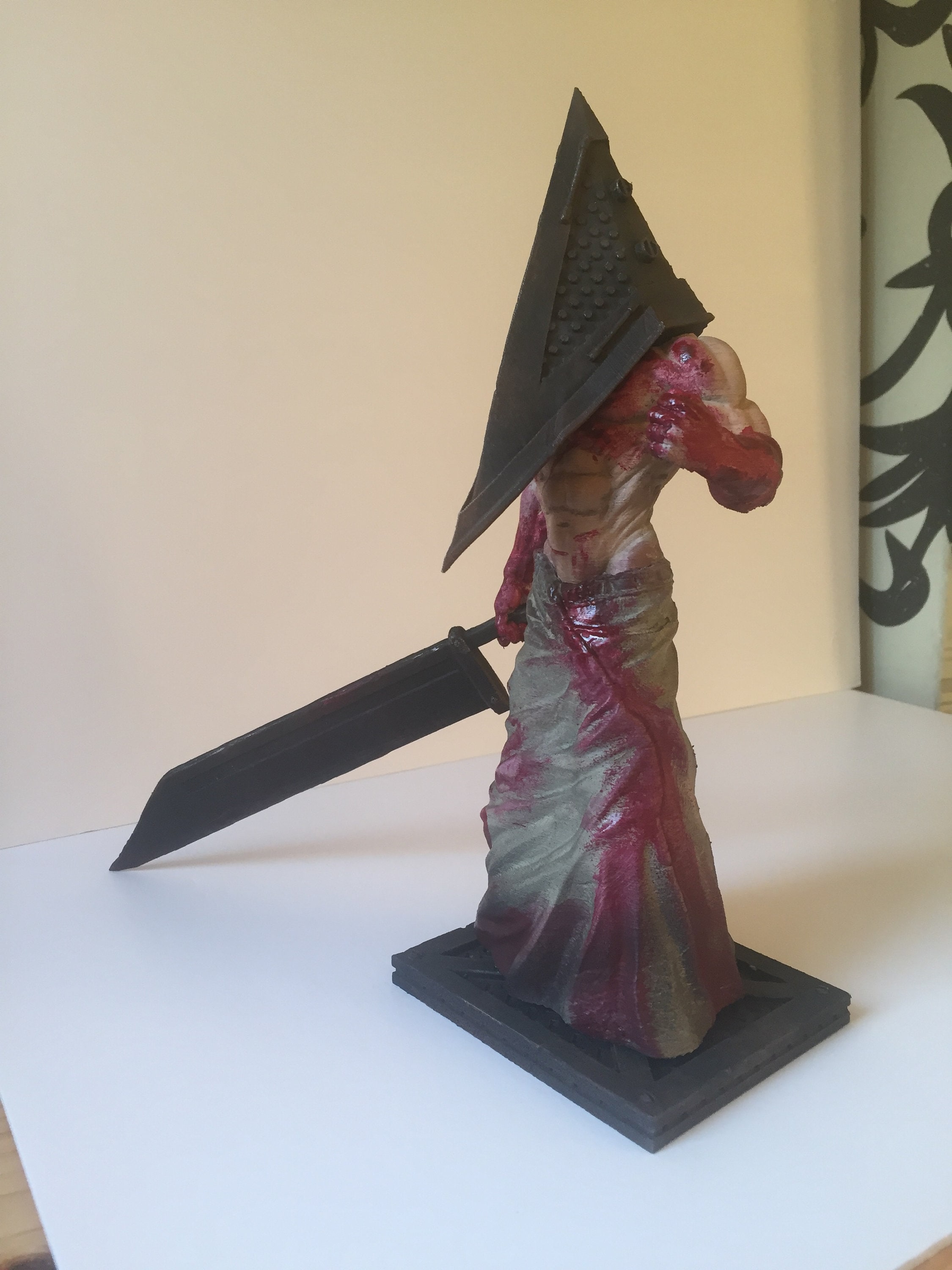 Pyramid Head Silent Hill Action Figure Impressão 3D