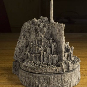 SDBRKYH Lord of The Rings Sculpture, Minas Tirith Model Creative Ashtray  Statue Desktop Decoration