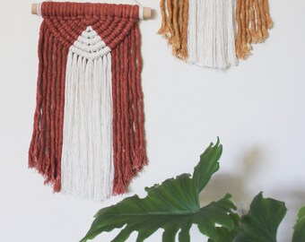 Modern Macrame Wall Hanging/ Macrame Decoration/ Macrame Wall Décor Art