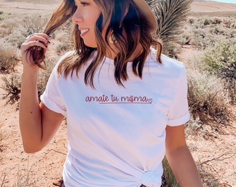 amate tu misma white tee/ body positivity t-shirt / self love / mental health t-shirt / postpartum body / motherhood / salud mental