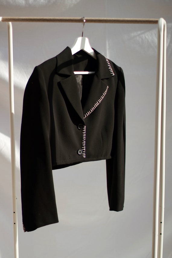 Vintage Boxy Black Cropped Blazer