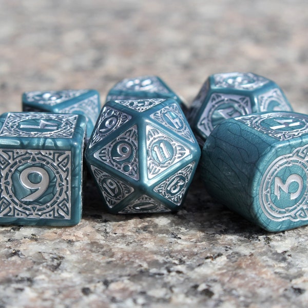 Viking Modern Dice Set: Mjolnir - 7 Piece Tabletop Gaming Critical Role DND RPG Polyhedral Q Workshop Dice Set