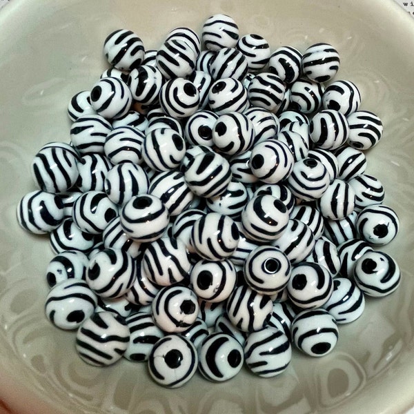 10MM-Black and white zebra beads. 10 count Bubblegum beads, chunky beads, acrylic beads, animal print beads, necklaces, jewelry