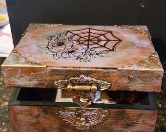 Spider Web Tarot Box!