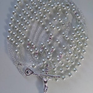 Lasso de mariage Noeud de mariage en perles Swarovski blanches et noeud catholique en cristal perlé de 12 mm avec images. Arc argenté image 6