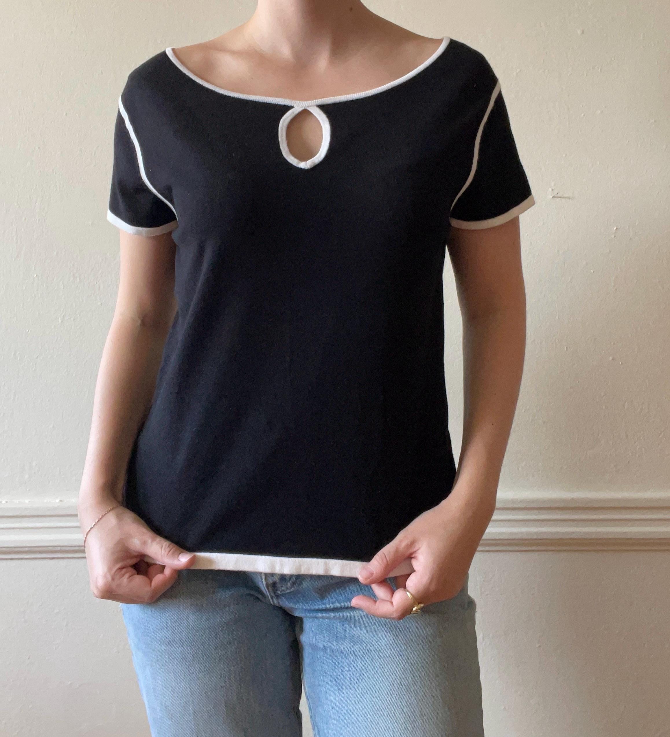 【MONOF】KEY NECK CUT TOPS 90s Keyhole Top - Etsy