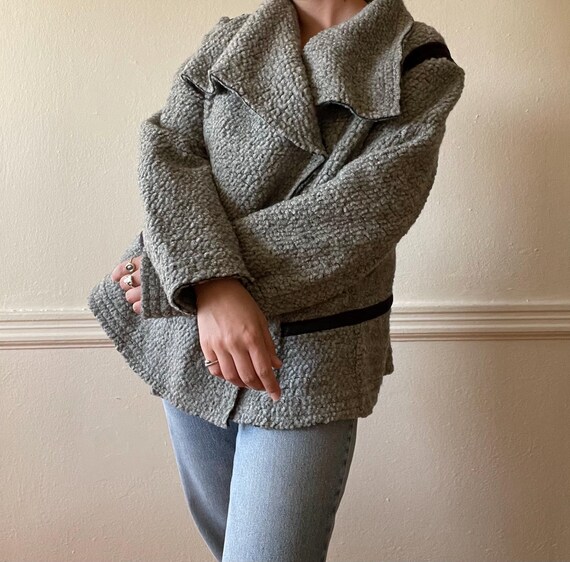 Soft Fuzzy Gray Fold Jacket - image 5