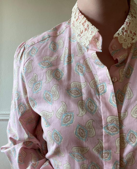 Vintage Patterned Button Down with Lace Collar - image 5