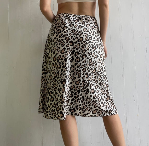 Vintage Silk Animal Print Skirt with Statement Be… - image 9