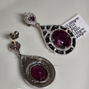 Örhänge med naturlig rubin och diamant, smycken i 925 sterlingsilver med rhodolitgranat och svart emalj