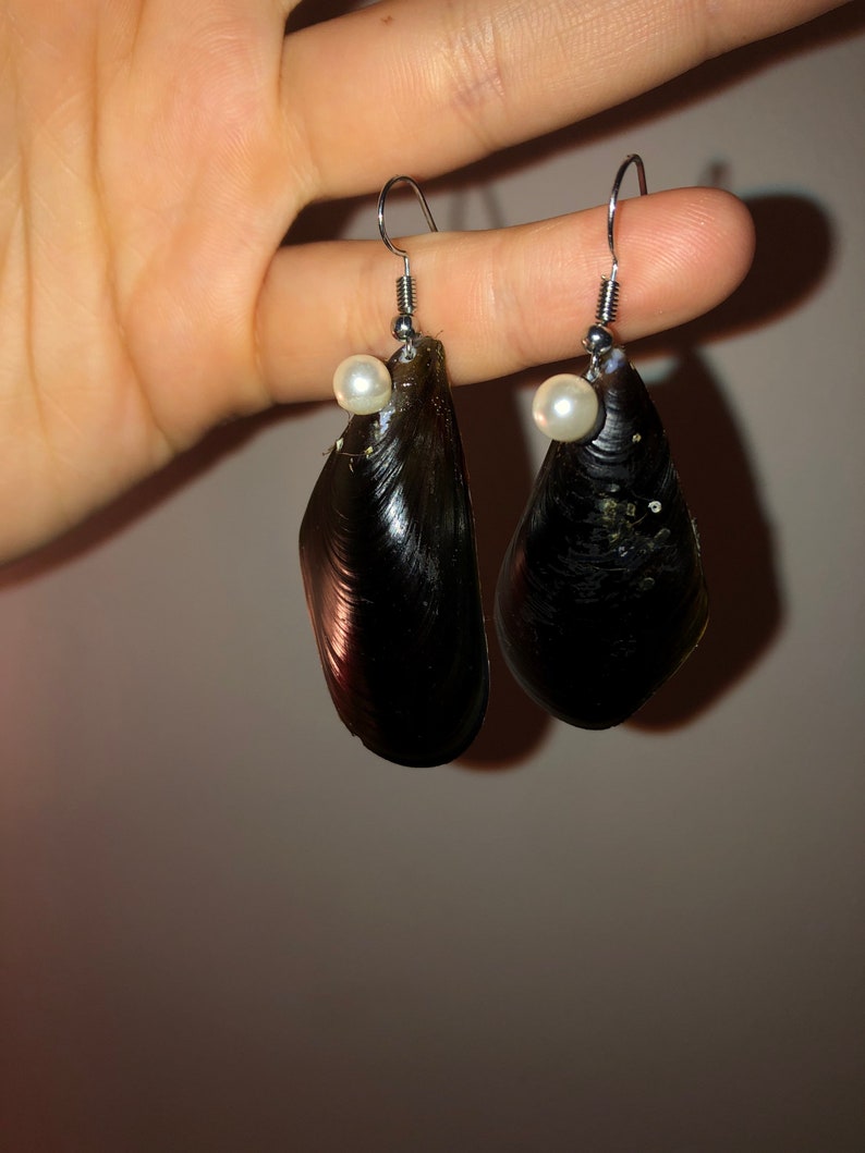 Beautuful handmade shell earrings from Aran Islands
