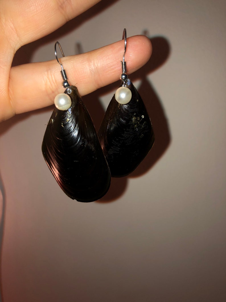 Beautuful handmade shell earrings from Aran Islands
