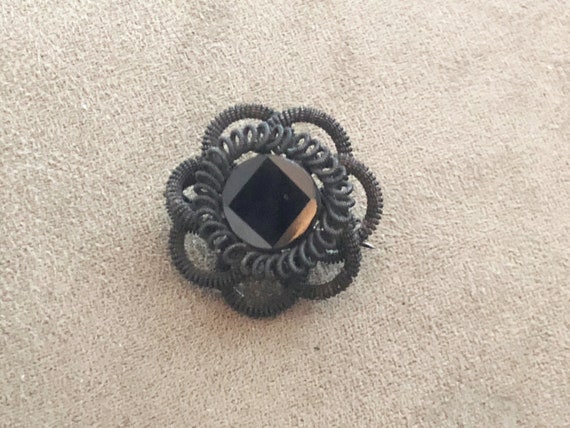 Black Jet VICTORIAN Mourning Brooch - Jet Vintage… - image 1