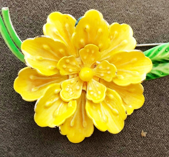 Yellow Enamel Flower Brooch - Vintage Jewelry - L… - image 3