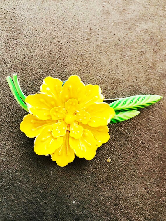 Yellow Enamel Flower Brooch - Vintage Jewelry - L… - image 2