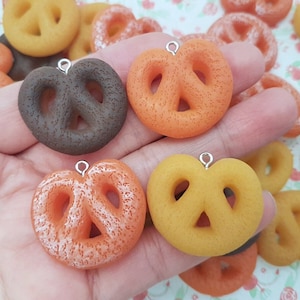 5/10 Assorted Large Pretzel Flatback Cabochon Charm Pendant Earring Craft Fake Food Jewellery Making DIY UK ( Hook/NO Hook )