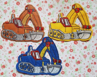 1 x  Digger Tractor Transport Boys Embroidered Patch Sew On/Iron On Patch Badge Applique DIY Motif Sewing Applique Clothing Badge.