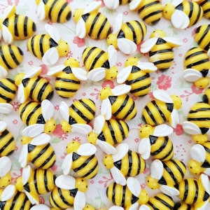 5/10 Cute Save The Bumble Bee Flatback Resin Cabochon Embellishment Decoden Craft Card Bow Charm Jewellery DIY UK