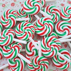 2/4 Quality Red White Green Christmas Swirly Candy Lollipop Sweet Polymer Clay Decoden Cabochon Crafts Charm DIY UK *NOT Edible*(No Hook)
