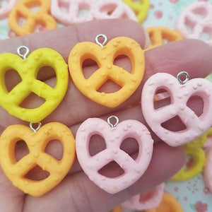 5/10 Assorted Pretzel Flatback Cabochon Charm Pendant Earring Craft Fake Food Jewellery Making DIY UK ( Hook/NO Hook )