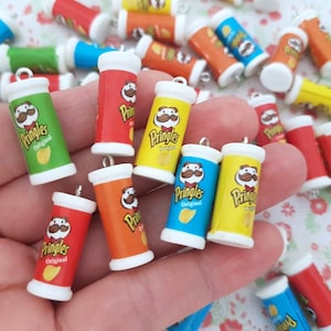 3/6 Kawaii Pringles Pommes De Terre Croustillantes Snack Charms Résine Maison De Poupée Accessoires Cabochon Artisanat Decoden Charmes DIY * Avec Crochet *