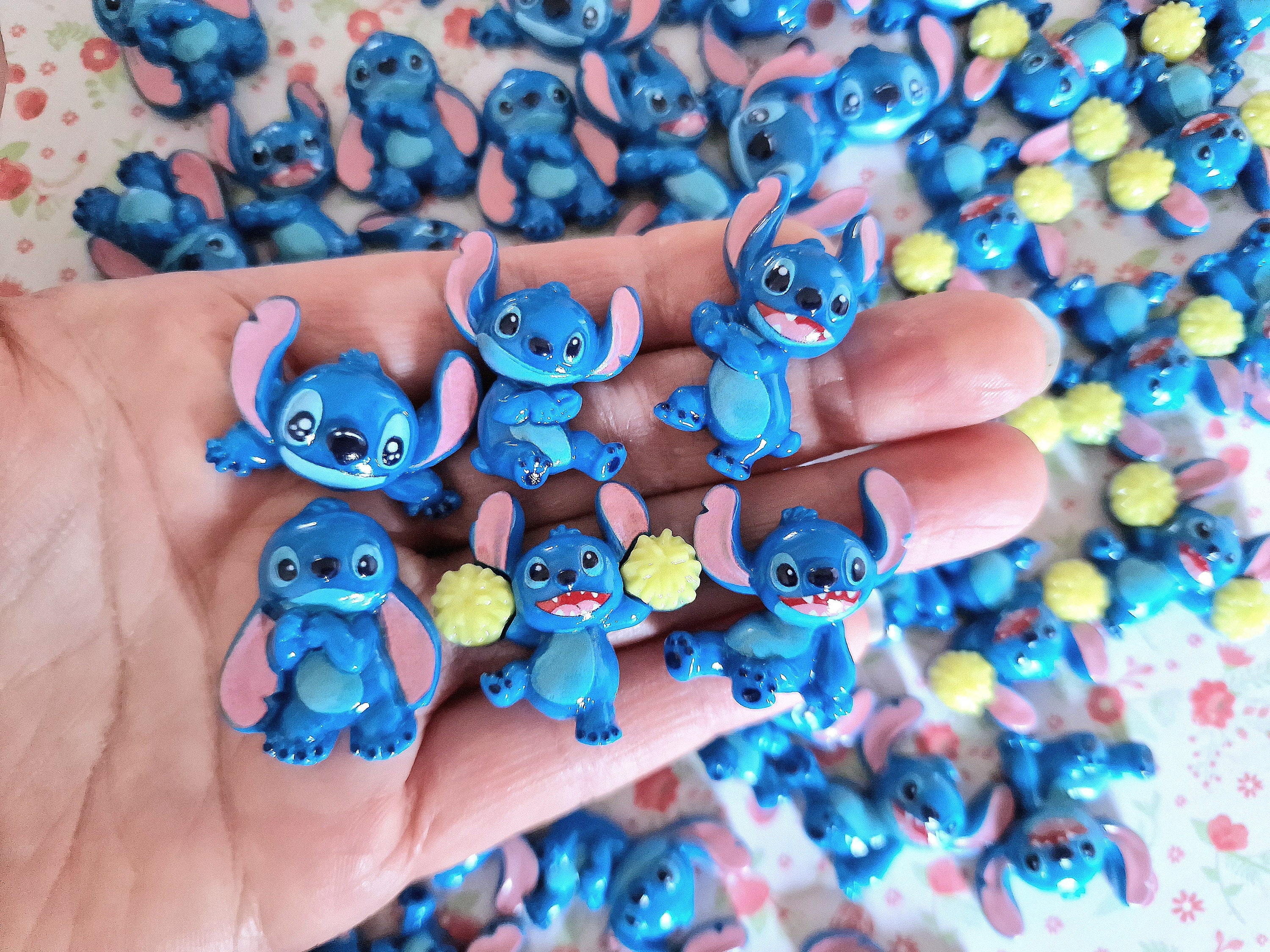 Peluche à Grains Disney Lilo et Stitch de 19 cm (7,5 pouces), Stitch à  Oreilles Pendantes 